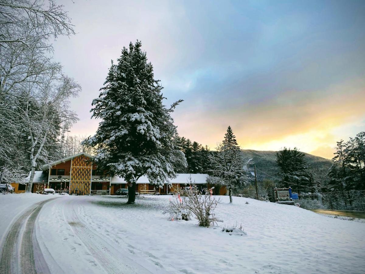 Snowdon Chalet Motel Londonderry ภายนอก รูปภาพ